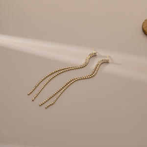 Pendientes de borla finos y lujosos para mujer; Pendientes de clip de gama alta elegantes y de moda <span class=keywords><strong>sin</strong></span> perforar las orejas. - Product Image 5