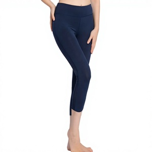 Leggings pour femmes, tissu en dentelle, 80% élasthanne, 20% polyester, taille haute, respirant, sans couture, 220g, fabriqué au Pakistan - Product Image 1