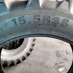 Oem <span class=keywords><strong>pneumatici</strong></span> agricoli 15.5 r38 speciali <span class=keywords><strong>pneumatici</strong></span> radiali 15.5 r38 agricoli per la raccolta di <span class=keywords><strong>pneumatici</strong></span> da silvicoltura - Product Image 3