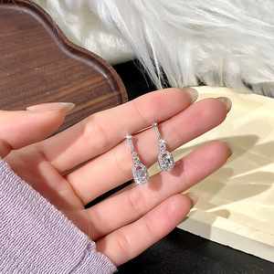 9 élégantes boucles d'oreilles géométriques carrées en pierre naturelle de 4 mm avec pampilles, en argent sterling 925, bijoux pour femmes, pour banquets et soirées. - Product Image 4