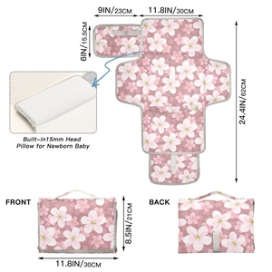 Nueva llegada: Colchoneta portátil impermeable plegable con diseño floral para cambiar pañales de bebé, con bolsillo. - Product Image 4