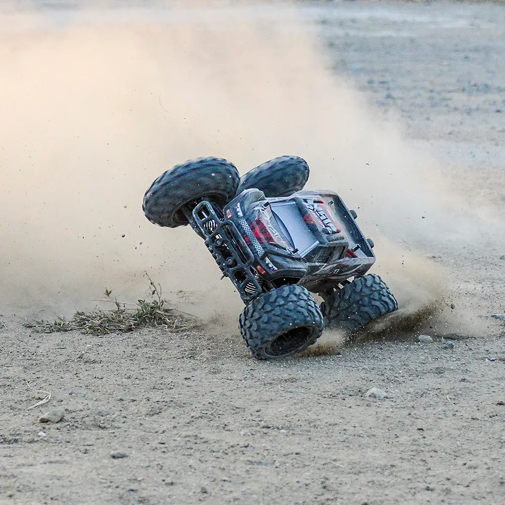 100km/saat N518 fırçasız RC araba 1/8 RTR yüksek hızlı araba 4WD canavar kamyon Off-Road araç RC çöl arabalar yetişkinler için