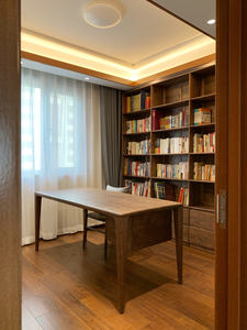 <span class=keywords><strong>Bureau</strong></span> <span class=keywords><strong>en</strong></span> bois gain de place avec bibliothèque intégrée, design minimaliste, maximise le rangement, minimise le désordre - Product Image 4