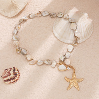 Parure de bijoux pour femme plaqué or 18 carats, thème vacances d'été à la plage, avec collier de coquillages, bracelet et boucles d'oreilles, ornée de pierres multicolores et d'un pendentif étoile de mer