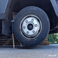 Système de nivellement hydraulique en acier à double type personnalisé avec vérin d'entretoise et pompe 16Mpa pour grue de camping-car
