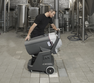 Aspirateur eau et poussière <span class=keywords><strong>Nilfisk</strong></span> VL500 75L grande capacité, machine de nettoyage professionnelle et commerciale, idéal pour les surfaces à grande surface (75L) - Product Image 4