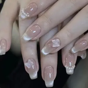 French Tip Nails mit Silver Chunky Glitter Handgemachte quadratische falsche Nägel für die Hochzeit