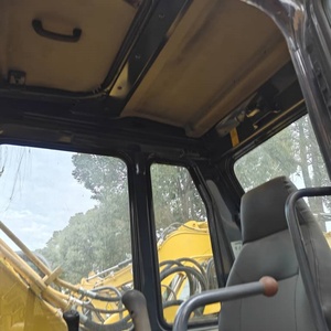 รถขุดไฮดรอลิกแบบตีนตะขาบ Komatsu PC60 มือสอง 6 ตัน สภาพ 90% ประหยัดน้ำมัน ทนทาน เหมาะสำหรับงานเกษตรและครัวเรือน - Product Image 6