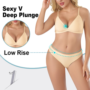 Ensemble de Lingerie Femme Soutien-Gorge Bralette Triangle Sexy Plongeant sans Armatures à Bonnets Souples et Fermeture au Dos avec String Culotte ou Shorty - Product Image 4