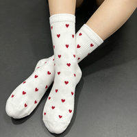 Chaussettes en coton pour femmes, motif cœur rouge mignon, chaussettes mi-mollet blanches décontractées