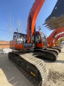 Pelle sur chenilles Doosan Corée d'occasion Doosan DX225 Pelle sur chenilles 20 tonnes DX225 Digger - Product Image 3