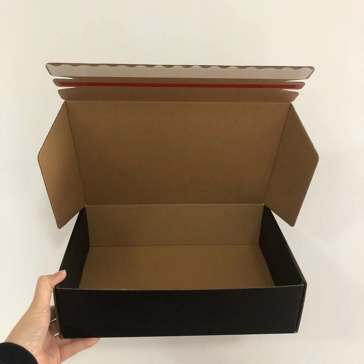 Ching TA Shipping Packaging Box Zipper Mailer Box in Black Recyclable Corrugated Cardboard With Matt Lamination and Logo