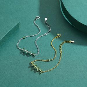 Pulsera de Plata de Ley 925 Chapada en Oro con Zirconia Verde en Forma de Hoja, Ajustable, para Unisex, Joyería de Aniversario - Product Image 5