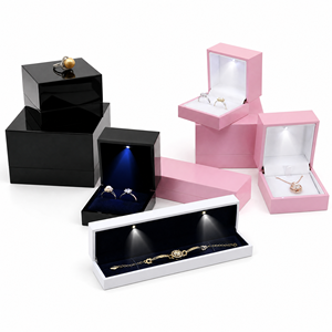 Boîte de rangement personnalisable par le fabricant pour bijoux haut de gamme avec éclairage LED, pour bagues de mariage, pendentifs, bracelets et joncs, emballage en gros - Product Image 4