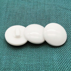 32L 20Mm Vòng Nhựa Hàng Đầu Nút Trong <span class=keywords><strong>Dyeable</strong></span> Màu Trắng, Nấm Hình Dạng Nút Nhựa, Nút Nhựa Với Shank - Product Image 6