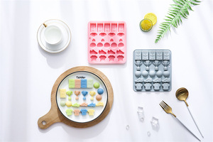 Moldes de silicona para pasteles con diseño de fútbol de 22 cavidades, reutilizables, de calidad alimentaria, moldes magnéticos de silicona para chocolate, dulces y hielo, para hacer tú mismo. - Product Image 6
