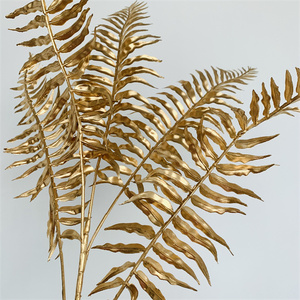Rama de hojas doradas con 5 tenedores para decoración de boda, flores doradas, estilo de boda - Product Image 2