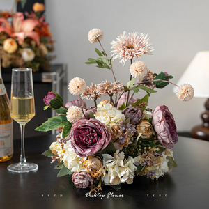 Arrangement floral artificiel de luxe en soie, thème automne, lys et roses, centre de table pour dîners/banquets et fêtes d'anniversaire - Product Image 4