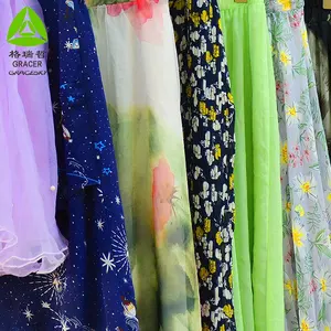 Girls skirt school skirt old clothes factory pencil used clothes bales from Guangzhou