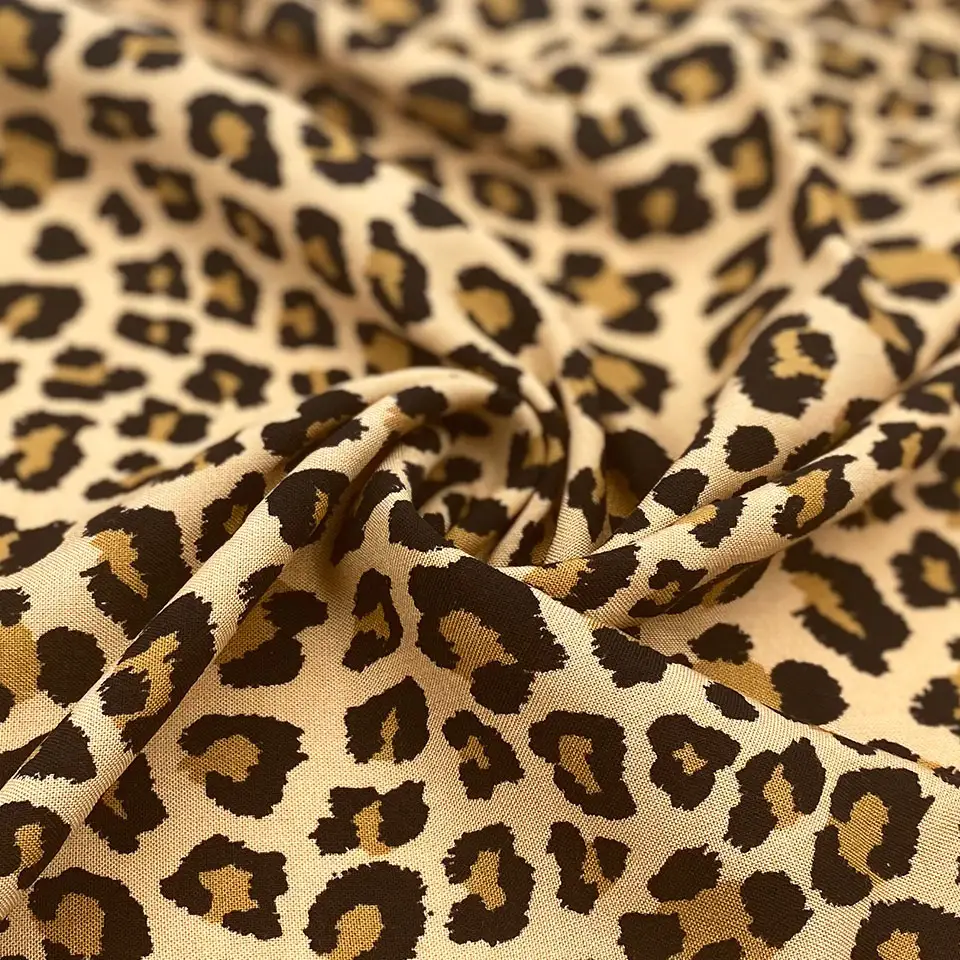 Tejido con estampado digital de leopardo, chalis 100% de rayón personalizado
