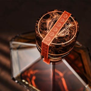 Botella de Vidrio Transparente Personalizada de 750 ml con Corcho para Whisky, <span class=keywords><strong>Vodka</strong></span>, Licores y Tequila - Product Image 5