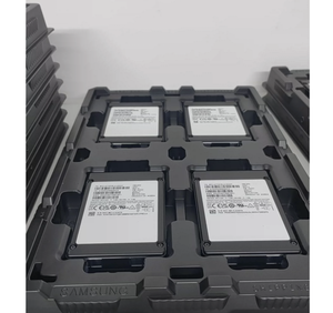 PM1653 960G 1.92T 3.84T 7.68T SSD MZILG1T9HCJR-00A07 MZ-ILG1T90 MZ-ILG3T84 MZ-ILG7T68 SAS SSD Solid Hard <b>Drive</b> - Product Image 3