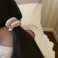 Coloré enfants cheveux cravate corde Bracelet pour bébé filles perle caoutchouc Satin Scruchies cheveux cravates élastiques bandes de cheveux