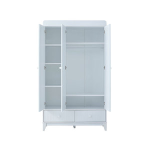 Armario Moderno de 3 Puertas para Dormitorio de Bebé SESTO de Fantástica Calidad, Ofrece Estética y Funcionalidad - Product Image 1