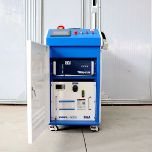 Machine de nettoyage laser portable 1500W 2000W 3000W pour la réparation de voitures classiques et l'élimination de la <span class=keywords><strong>rouille</strong></span> sur les tuyaux - Product Image 4