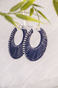 Pendientes de Aro Bohemios Tejidos Circulares Geométricos con Diseño Unisex Plateado - Product Image 5