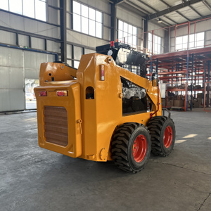 Pemuat Skid Steer Mini baru 950kg roda kecil melewati muatan dengan lampiran ember - Product Image 3