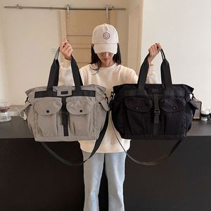 Bolsa de Viaje Grande Unisex con Logotipo Personalizado, Bolsa de Gimnasio Resistente con Compartimento Impermeable para Deportes al Aire Libre, Fin de Semana, para Hombres y Mujeres - Product Image 1