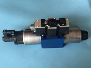 R900927230 4WREE10E75-2X/G24K31/A1V ตัวควบคุมทิศทางแบบสัดส่วน - Product Image 6