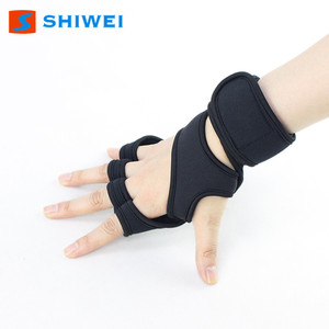 Custom Weightlifting Gloves Half Finger Breathable Adjustable Wrist <b>Strap</b> For Fitness Cycling Unisex Palm Protection - Product Image 4