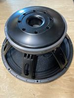 Offre Spéciale 18 pouces 4 pouces VC Ferrite Coil Subwoofer Haut-parleur 1500Watt 8Ohm Populaire Corne Haute Performance