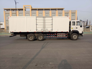 <span class=keywords><strong>Camion</strong></span> <span class=keywords><strong>lourd</strong></span> HOWO 20 pieds 6x4 30 tonnes Diesel Euro 2 Neuf / Camionnette de fret sec à vendre - Product Image 4