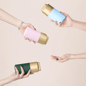 Sombrilla Dorada Pequeña, Sombrilla de Sol de 220G con Apertura Manual, Varillas de Aleación, para Viajes, Días Soleados y Lluviosos, Compacta y Plegable - Product Image 1