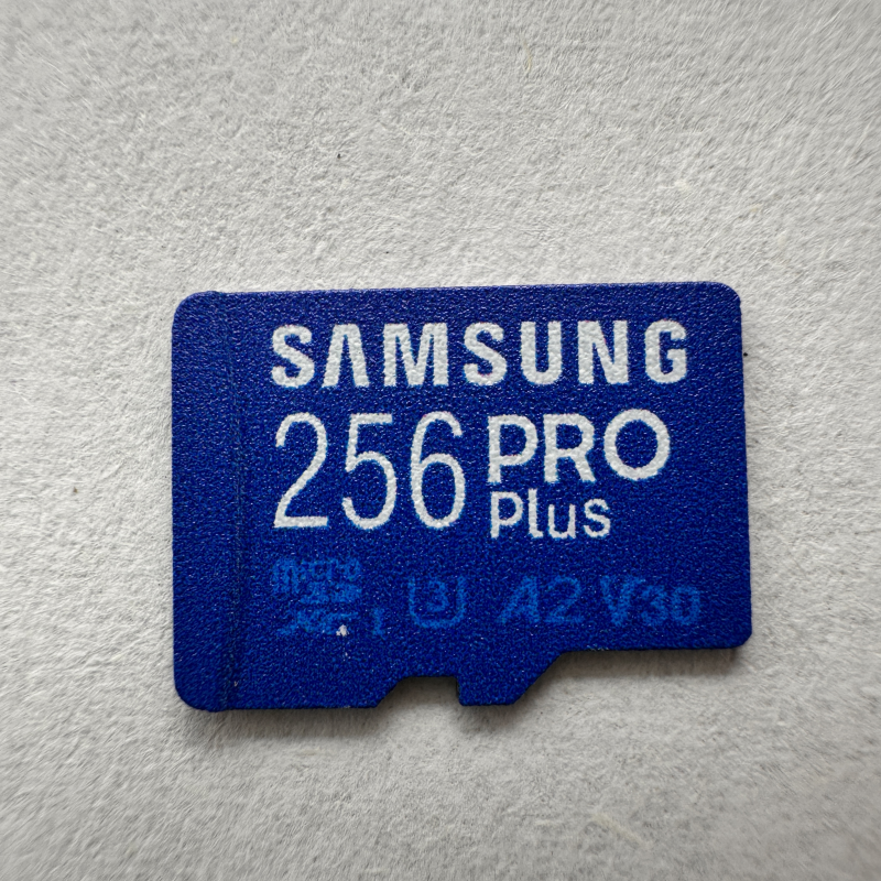 256 Go