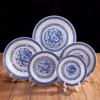 Assiette plate de style chinois rétro exquis bleu jade et blanc à motif végétal, compatible micro-ondes, pour usage domestique, hôtelier et commercial