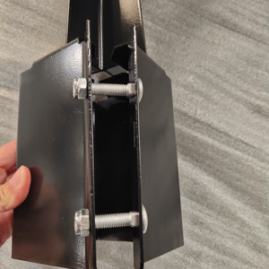 Ancre de poteau en acier galvanisé à chaud avec filetage en pouces et manchons de fixation pour poteaux - Product Image 4