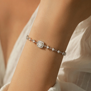 S925 Silver Star <b>Charm</b> Bracelet With Round Zircon Stone Classic Chain Link Women's Jewelry Everyday Wear - Product Image 4