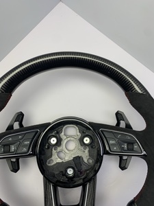 พวงมาลัยแต่ง <span class=keywords><strong>Audi</strong></span> คาร์บอนลายขาว Alcantara <span class=keywords><strong>RS</strong></span> พร้อม Paddle Shift แบบ Flat Bottom สำหรับ A3 A4 A5 A6 A7 <span class=keywords><strong>Q3</strong></span> Q5 Q7 Q8  แบบ OEM Plug and Play - Product Image 6