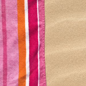 Serviette de plage en coton rayé teint en fil, séchage rapide, écologique, super absorbante, douce, 400-450 GSM, conception de logo personnalisé Inde - Product Image 1