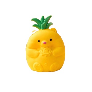 Nuevo Peluche de Piña de TPR para Alivio Emocional y Reducción del Estrés - Product Image 1