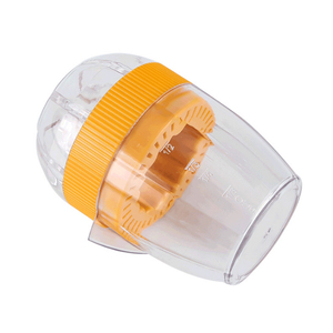 Presse-citron manuelle en plastique à vis manuelle Presse-citron Presse-<span class=keywords><strong>orange</strong></span> - Product Image 4