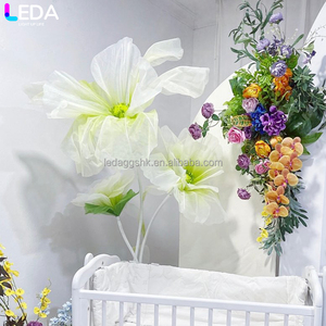 LEDA Vente en gros de fleurs géantes en organza, grandes fleurs artificielles en tissu de soie, décorations florales pour mariage et fête - Product Image 2