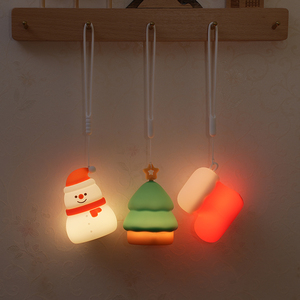 ไฟ LED สำหรับกลางคืนแบบควบคุมด้วยการสัมผัสขนาดเล็กไฟแขวนตกแต่งต้นคริสต์มาสซานตาคลอสถุงเท้าลุงเครื่องประดับซิลิโคนสำหรับบ้าน - Product Image 4