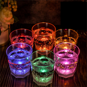 Custom Led lampeggiante tazze bevande succo di acqua di vino luce acqua bicchieri bicchieri tazze nel buio Glow tazza di vetro per bere - Product Image 3