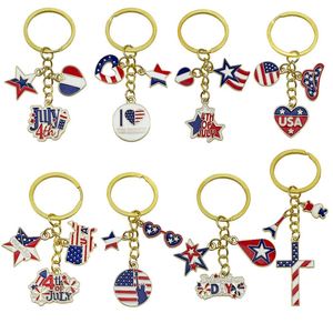 Porte-clés commémoratif personnalisé pour la Fête de l'Indépendance, avec drapeau américain, ballon, chapeau et étoile scintillante - Product Image 1