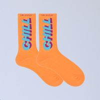 Chaussettes de sport colorées en coton pour homme, style OEM ODM, nouvelles chaussettes longues arc-en-ciel, chaussettes de skate, hip-hop, chaussettes de course, baskets